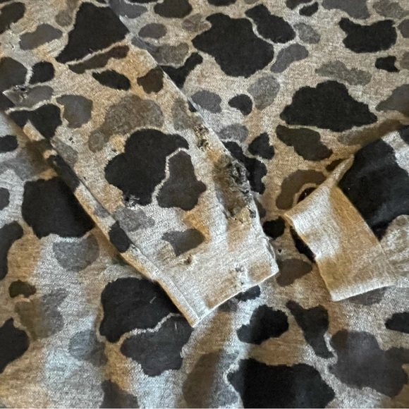 Burberry Camouflage Cashmere Sweater - Picture 4 of 10